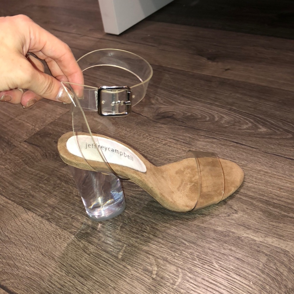 Clear heals , Jeffrey Campbell